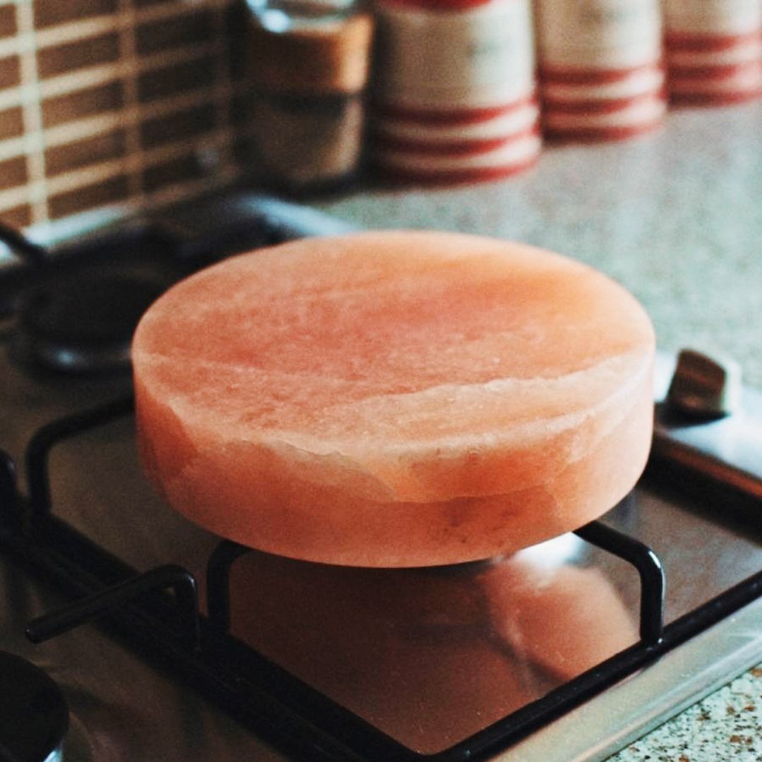 Himalayan Pink Salt Round 10 Diameter x 2 Cooking and Serving Plate Slab with Free Recipe Guide Included